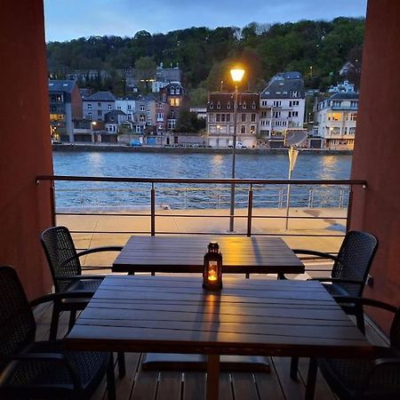 Appartement Avec Vue Sur Meuse Dinant Exterior photo